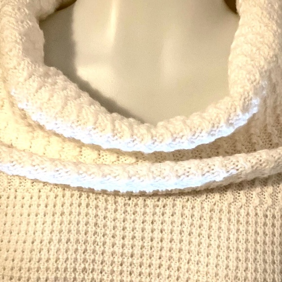 Style & Co. - Picture 2 of 8